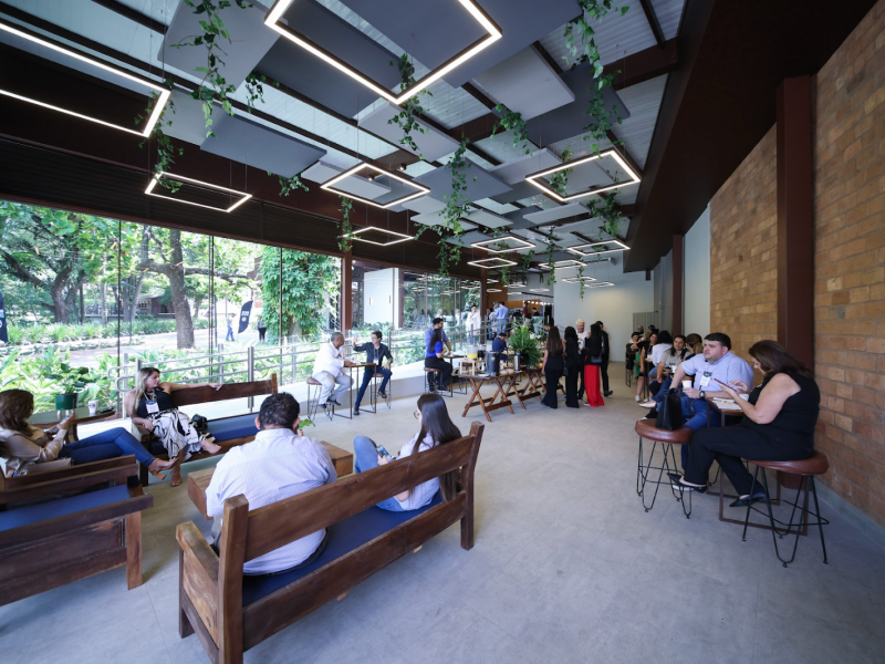 Eventos corporativos no campo: benefícios de realizar seu próximo encontro aqui