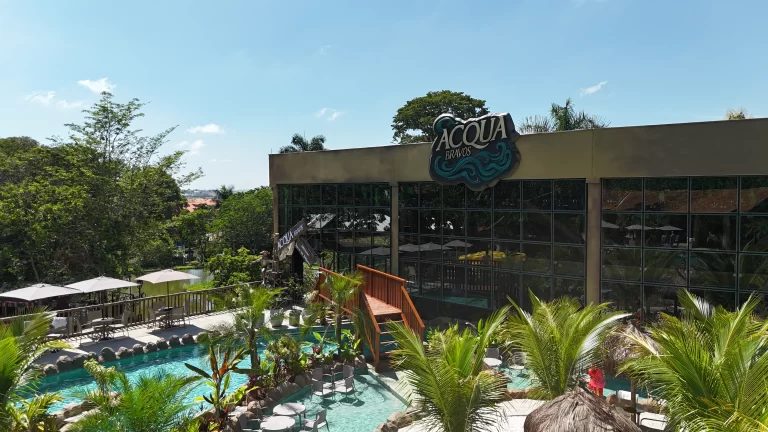 Resort com piscina aquecida