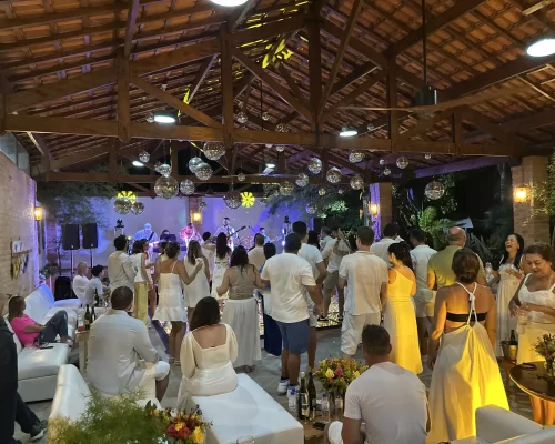 Quando o ano se aproxima do fim, a rotina desacelera e o coração pede pausa